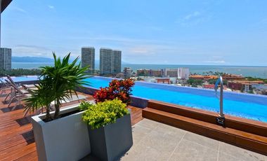 VENDO DEPARTAMENTO EN PUERTO VALLARTA, ZONA HOTELERA NORTE, 2 CUADRAS DEL MAR