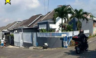 Rumah Hook Luas 120 di Mulyorejo Sukun Klayatan kota Malang