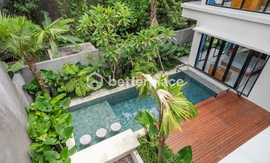 Ubud Dream Home 3 BR Villa with Scenic Jungle View