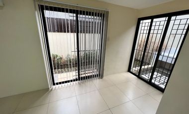 The Brand New 3-Bedroom Townhomes in Victoria Park along Alabang Zapote Road