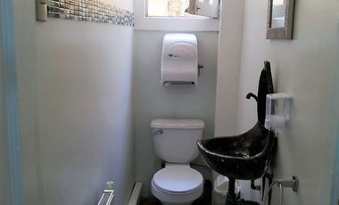 VENDE HERMOSA CASA REMODELADA, ERNESTO PINTO LAGARRIGUE, BARRIO BELLAVISTA, RECOLETA, 3 DORMITORIOS, 2 BAÑOS, PATIO