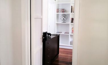VENDE HERMOSA CASA REMODELADA, ERNESTO PINTO LAGARRIGUE, BARRIO BELLAVISTA, RECOLETA, 3 DORMITORIOS, 2 BAÑOS, PATIO