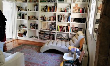 VENDE HERMOSA CASA REMODELADA, ERNESTO PINTO LAGARRIGUE, BARRIO BELLAVISTA, RECOLETA, 3 DORMITORIOS, 2 BAÑOS, PATIO