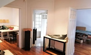 VENDE HERMOSA CASA REMODELADA, ERNESTO PINTO LAGARRIGUE, BARRIO BELLAVISTA, RECOLETA, 3 DORMITORIOS, 2 BAÑOS, PATIO