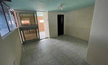 Se alquila galpón con área de oficinas en Duran