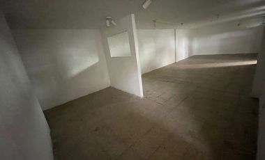 Se alquila galpón con área de oficinas en Duran