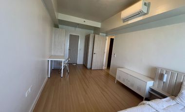 Mandani Bay Suites Apartment & Condo Rentals
