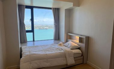 Mandani Bay Suites Apartment & Condo Rentals