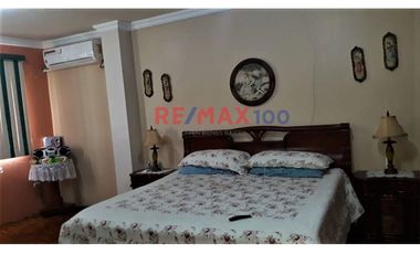 EN VENTA DEPARTAMENTO EN CENTRO DE MACHALA