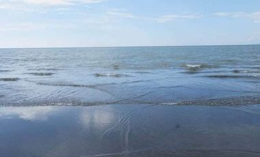 RUSH SALE! 100-150 Capacity Beach Resort & Family Vacation House on titled 2,000 SQM Beachfront parcel , San Fabian, Pangasinan, Philippines
