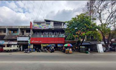 COMMERCIAL PROPERTY IN A BUSY ROAD IN ANGELES CITY DOWNTOWN
