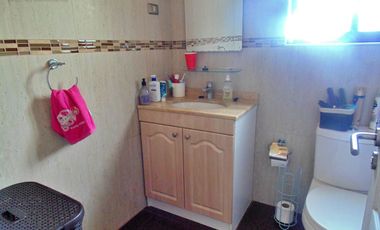 Se vende hermosa casa ubicada en Parque Residencial Barcelona Chillán