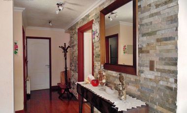 Se vende hermosa casa ubicada en Parque Residencial Barcelona Chillán