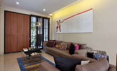 RUMAH at Jl ABDUL MAJID DALAM, JAKSEL