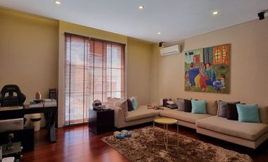 RUMAH at Jl ABDUL MAJID DALAM, JAKSEL