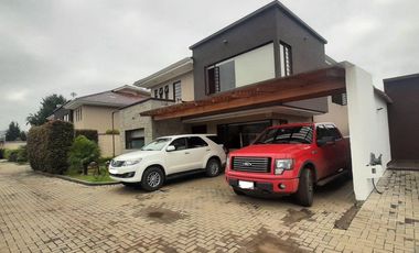 Casa de venta en Chaullabamba sector Colegio Alemán
