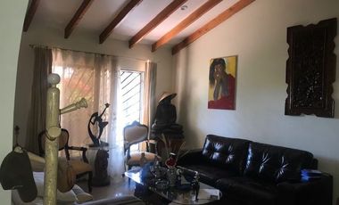 HERMOSA CASA - VILLA LOS DAMASCOS