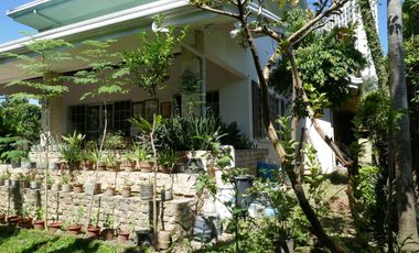 5-bedroom house and lot  (731 sq.m.)- near I.T. Park and Ayala @ P54.8M