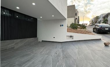 CASA EN VENTA LOMAS III EL MOLINO