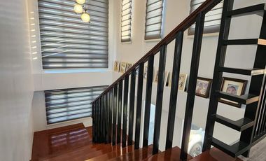 Beautiful 2 Storey Open Canept House For Sale In A Private Subdivision