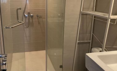 1 Bedroom Apartment with Maid's Quarters at 81 Newport Boulevard (with Parking)