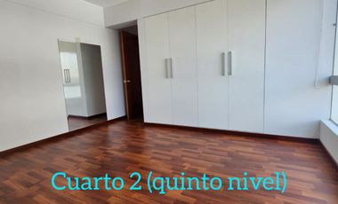 VENDO HERMOSO Y AMPLIO DUPLEX CERCA AL CLUB INTERNACIONAL 410M2