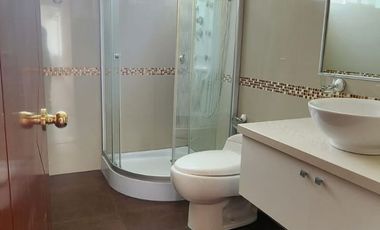 VENDO HERMOSO Y AMPLIO DUPLEX CERCA AL CLUB INTERNACIONAL 410M2