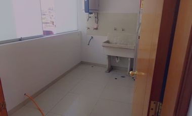 VENDO HERMOSO Y AMPLIO DUPLEX CERCA AL CLUB INTERNACIONAL 410M2