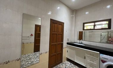 Absolutely! House for sale Tropicana Pool Villa 2 bed 2 bath Fully furnished, 400m. to the beach.  Price 4,995,000 thb. (Plot 79)