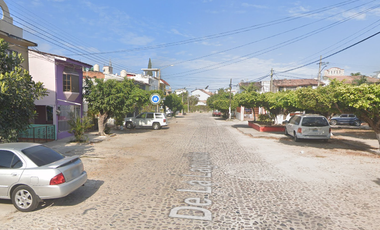 CASA EN REMATE BANCARIO De La Lagunilla Santa María, Puerto Vallarta JALISCO.