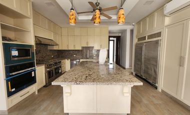 Samborondon, Alquilo Lujosa Casa Amoblada de Estreno con Piscina