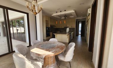 Samborondon, Alquilo Lujosa Casa Amoblada de Estreno con Piscina