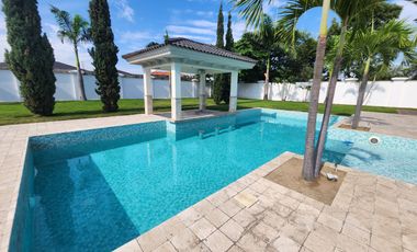 Samborondon, Alquilo Lujosa Casa Amoblada de Estreno con Piscina