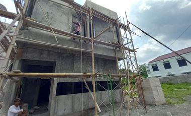 MILIKI KOST 8 KT HANYA 1 M AN SAJA 500 METER DARI UII