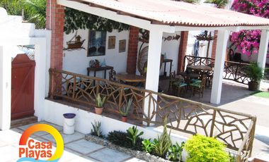 Casa con Vista Al Mar de Venta en Playas, Vía a Data.