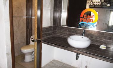 Casa con Vista Al Mar de Venta en Playas, Vía a Data.