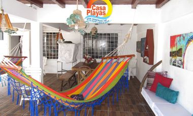 Casa con Vista Al Mar de Venta en Playas, Vía a Data.