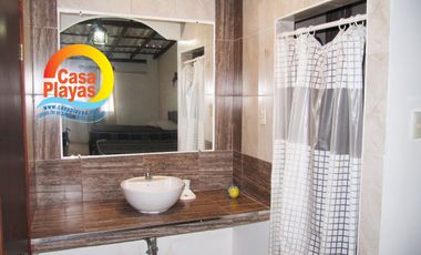 Casa con Vista Al Mar de Venta en Playas, Vía a Data.