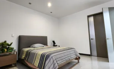 Casa en Venta de 3 Pisos, en Residencial Los Cedros, en Pachuca, Hidalgo.