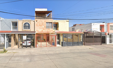 Casa en Villas del Nilo Guadalajara en Remate Bancario