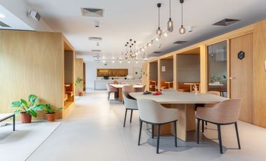 Oficina de espacio abierto con todos los servicios para ti y tu equipo en Chia, Spaces Sybellius