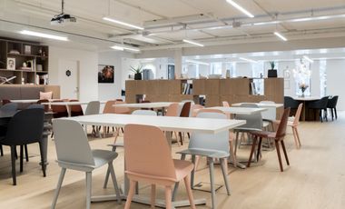 Oficina de espacio abierto con todos los servicios para ti y tu equipo en Chia, Spaces Sybellius