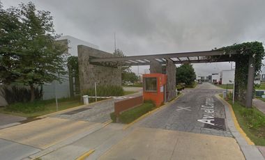 iInvierte Inteligente, Compra Cesión de Derechos! Venta de hermosa propiedad en av. Del Sendero. Zapopan, Jalisco.