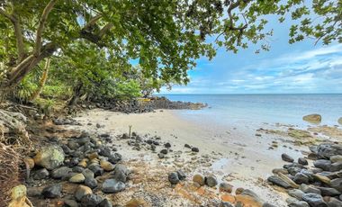 Beachfront Titled Property for Sale in Sugbongcogon Misamis Oriental