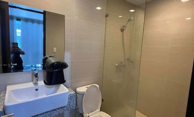 🌇 ACT FAST!!! RENT/SALE OPPORTUNITY! Luxury Living at The Florence McKinley, Taguig City 🏢