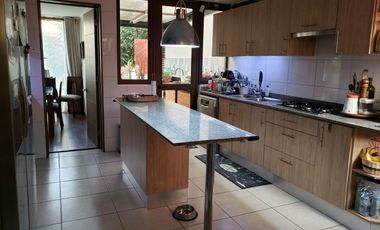 Se vende casa En Los Poleros, Polo B. Machali