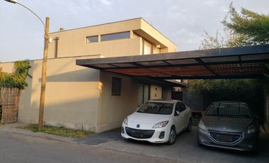 Se vende casa En Los Poleros, Polo B. Machali