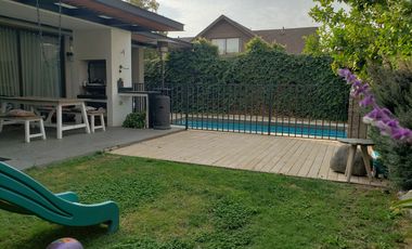 Se vende casa En Los Poleros, Polo B. Machali