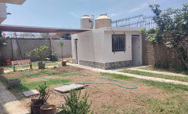 VENTA CASA DE PLAYA PUNTA NEGRA 3 PISOS 450M2 290MIL