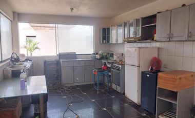 VENTA CASA DE PLAYA PUNTA NEGRA 3 PISOS 450M2 290MIL